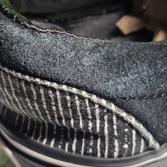 Vans The Nightmare That Stole Christmas Black Cat Mens Sneakers Size 7.5 - Picture 9 of 10